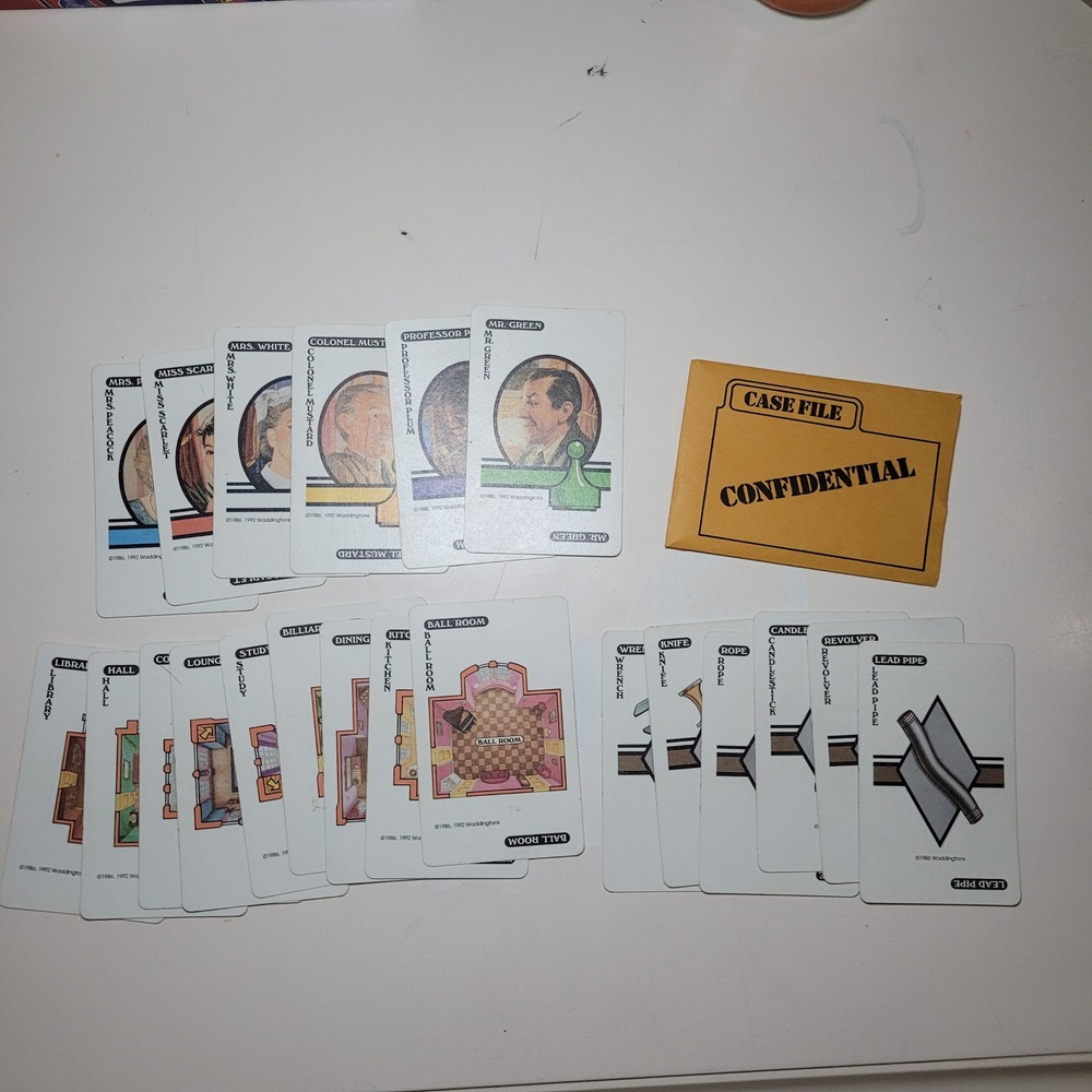 1992 Clue‎ Game Replacement Cards Suspect Weapon Room Deck Board Game Parts